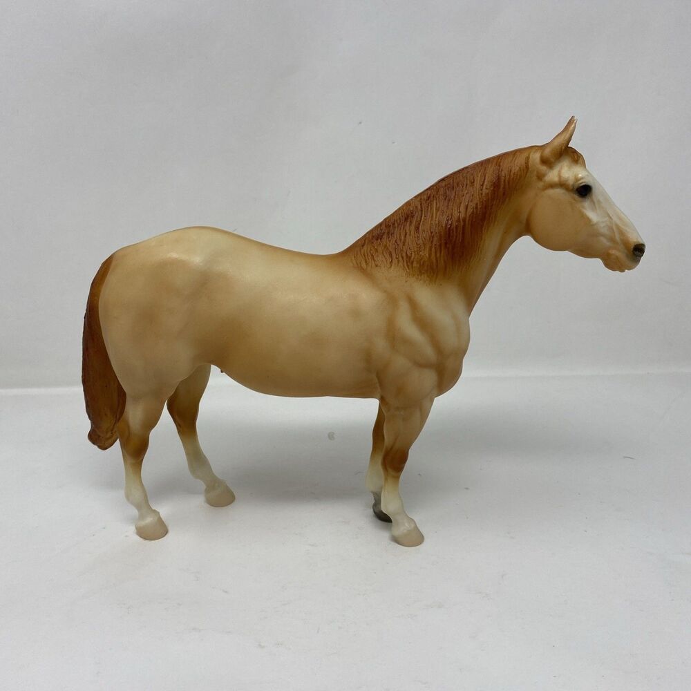 Vintage 1988-1989 Breyer Standing Quarter Horse Stallion Apricot Dun Adios